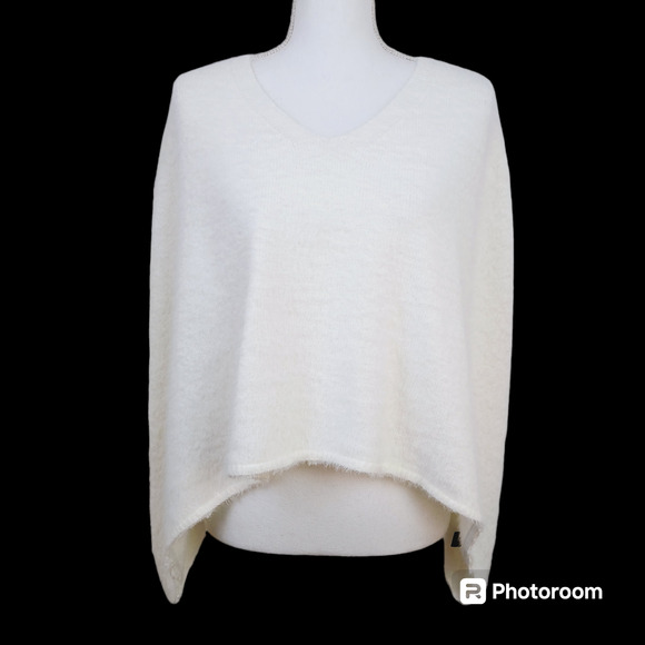 Pilcro One Size V Neck White Poncho Sweater Soft Fuzzy Eyelash - Picture 2 of 7